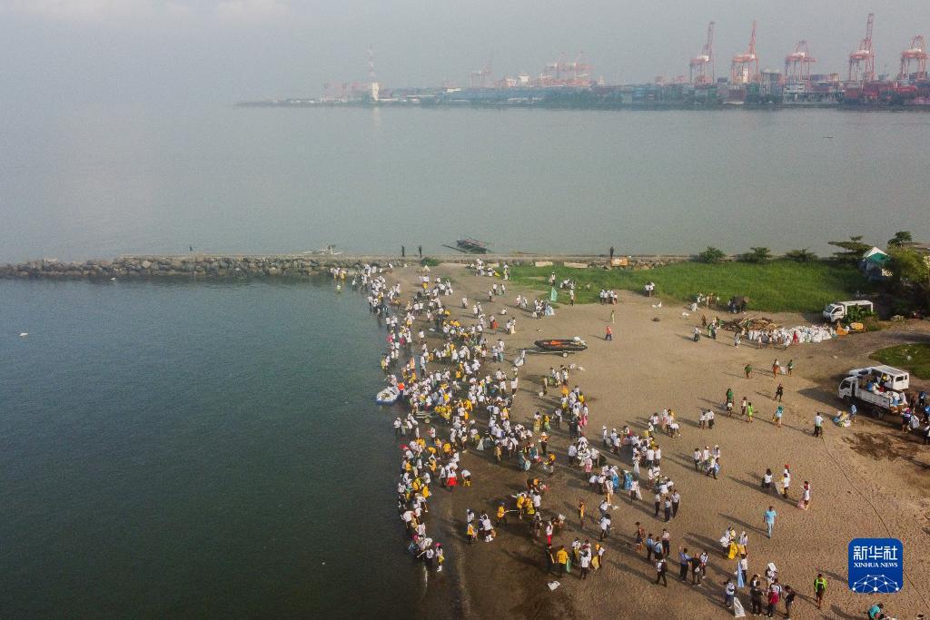 奔驰软件登录访问网络不对